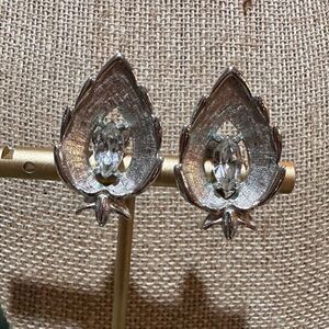 Vintage Signed Sarah Coventry Rhinestone Brushed Silver Tone Clip on Earrings